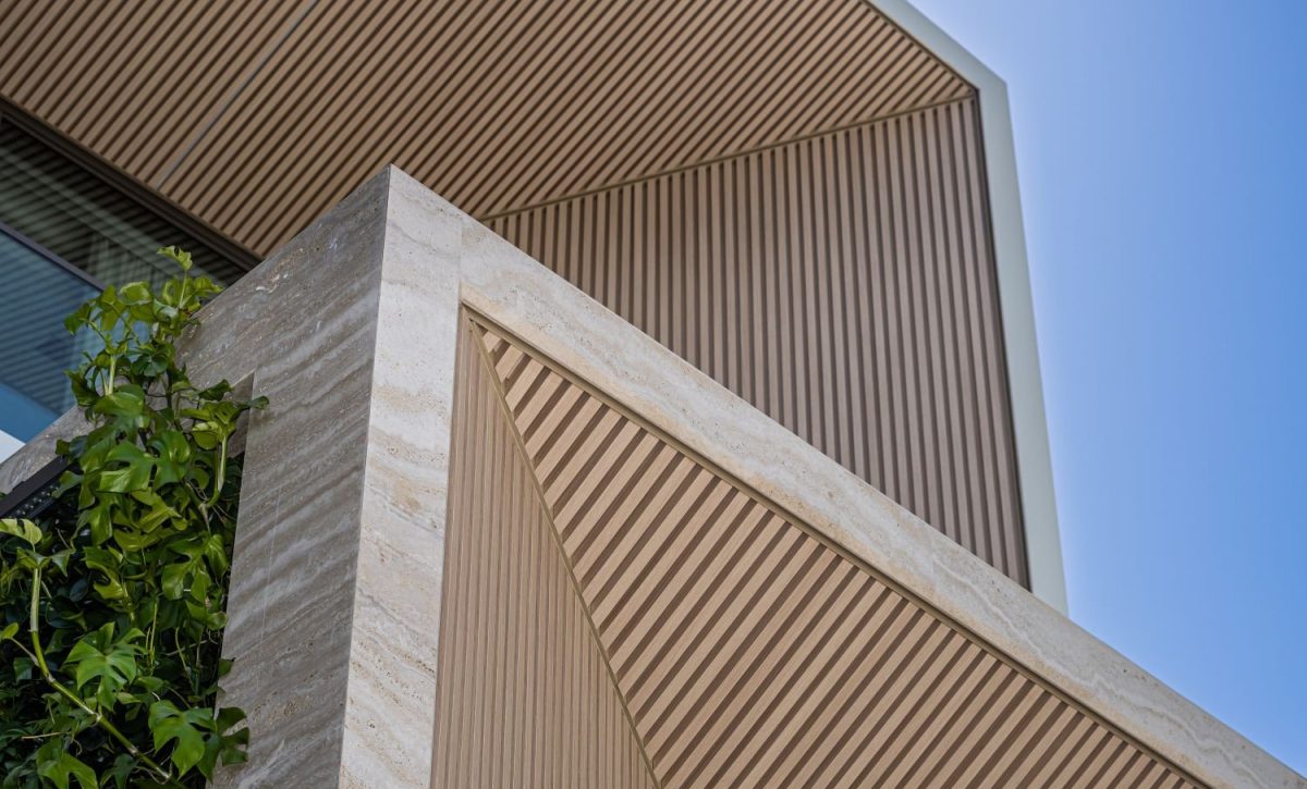 Entry+seamless+blending+of+Oku+++Travertine